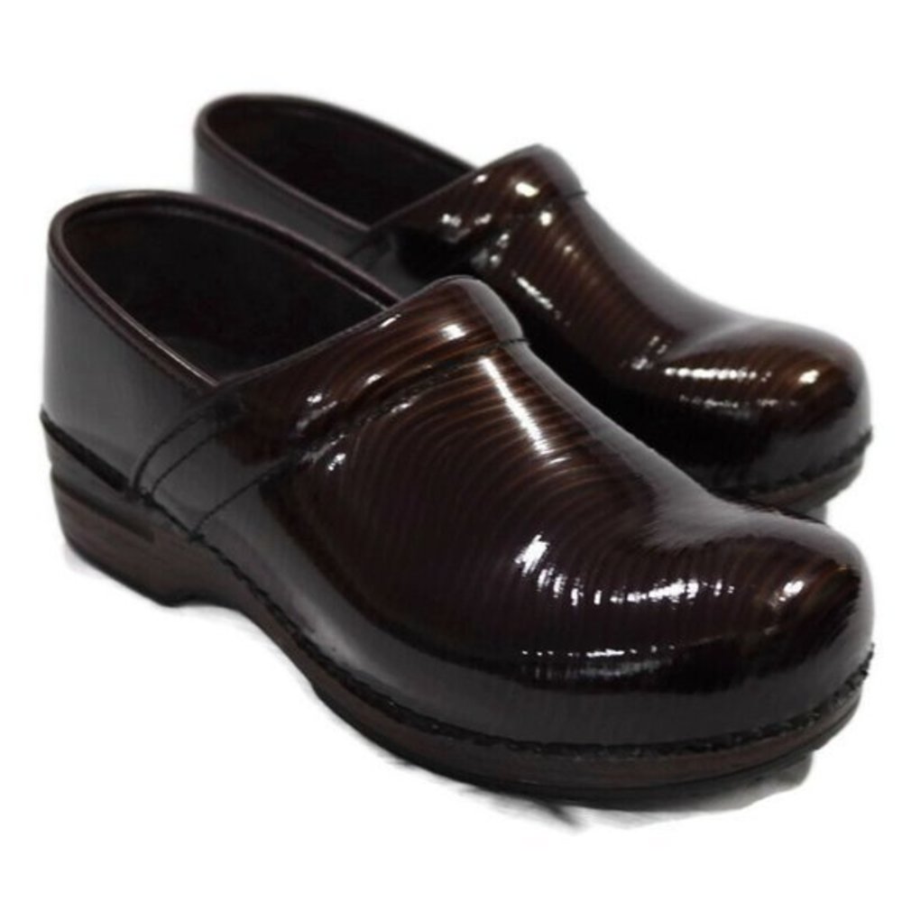 Dansko XP Nursing‎ Clogs Shoes Brown Patent Leather Slip Resistant 41 10.5 11
